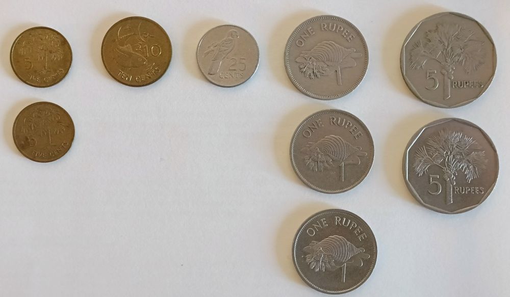 Moedas de República das Seychelles. SR: Seychelles Rupees