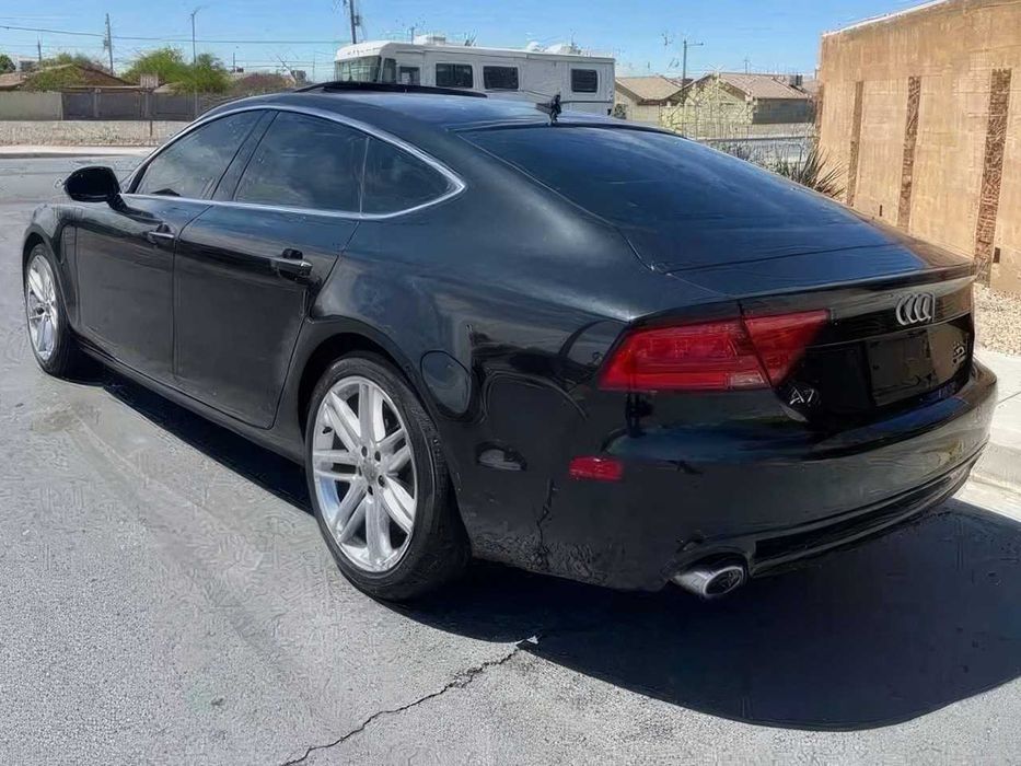 Audi A7      2015