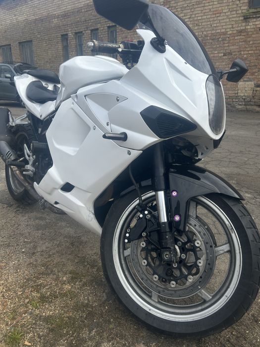 Продам Hyosung GT650R  2010 року