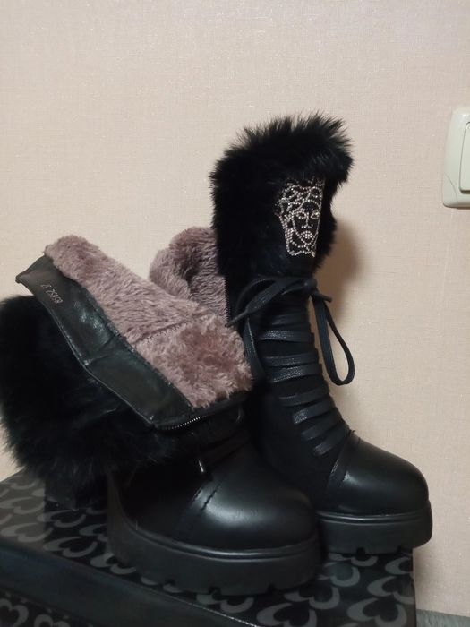 Сапоги зимние новые. Размер 37.