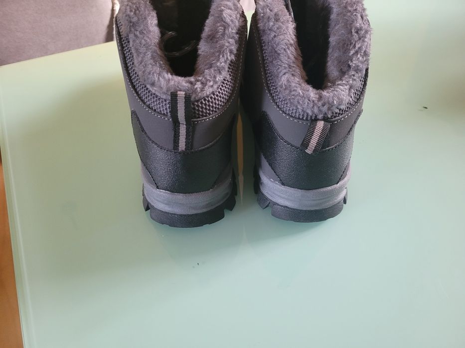 Buty zimowe ocieplane nowe