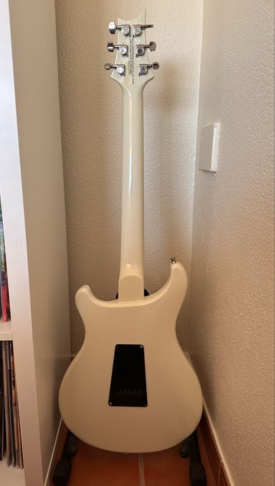 Guitarra PRS SE Eg