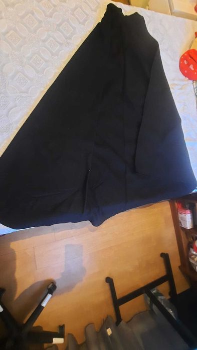 Traje académico masculino completo