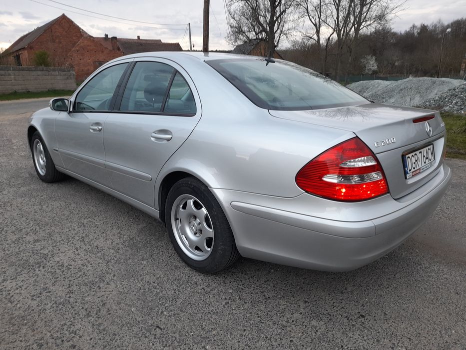 Mercedes w211 1.8 kompressor,bez rdzy.