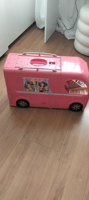 Autocaravana Barbie