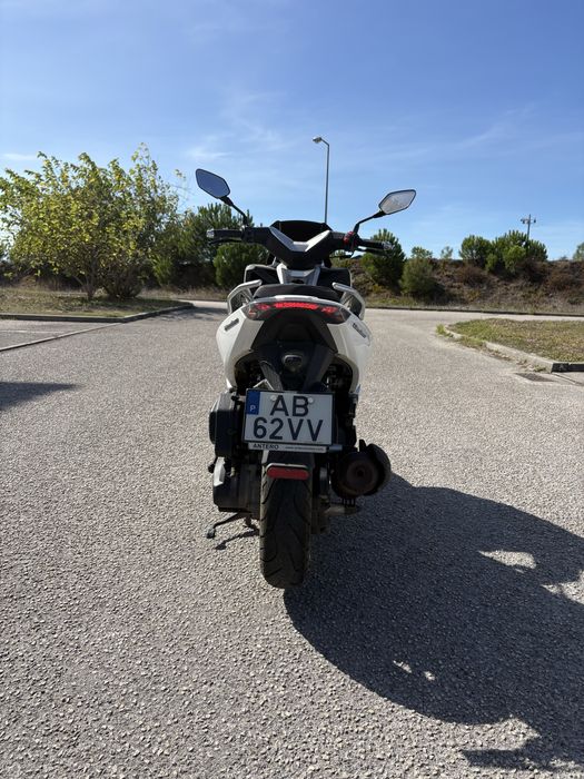 Vendo scooter vieste 125CC