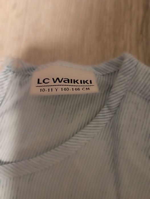 Блузка блакитна для дівчинки