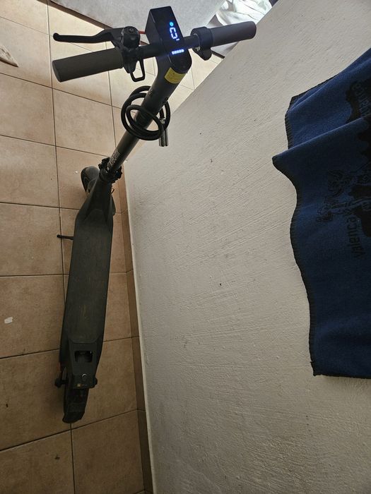 Trotinete elétrica usada