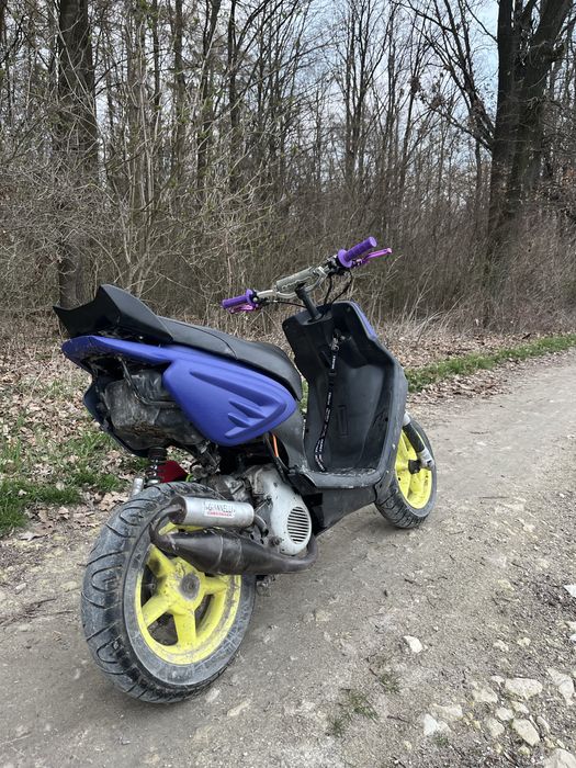 Yamaha rocket na graty