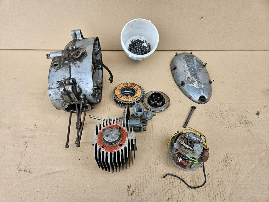 JAWKA JAWA 50 romet ogar 3 biegowy silnik kartery zapłon cylinder wał skrzynia