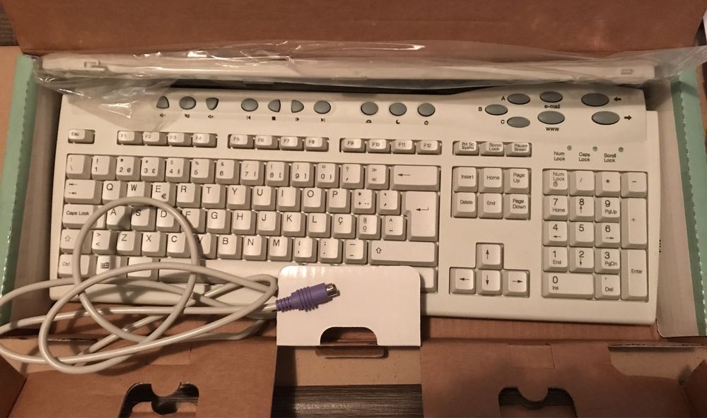 Teclado Vintage423437596414464001