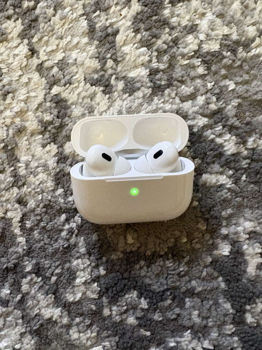 Air pods pro 2.