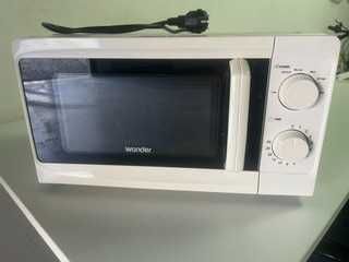 Microondas Wonder 700W