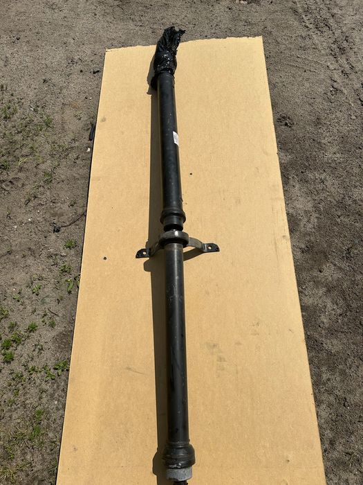 AUDI A5 8Tl lift WAŁ NAPĘDOWY 8K0521101AA