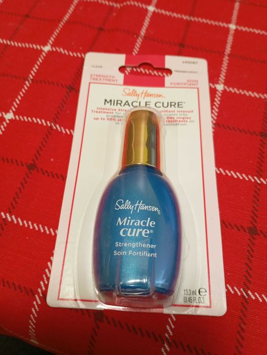 Sally Hansen Miracle Cure  Odżywka do paznokci