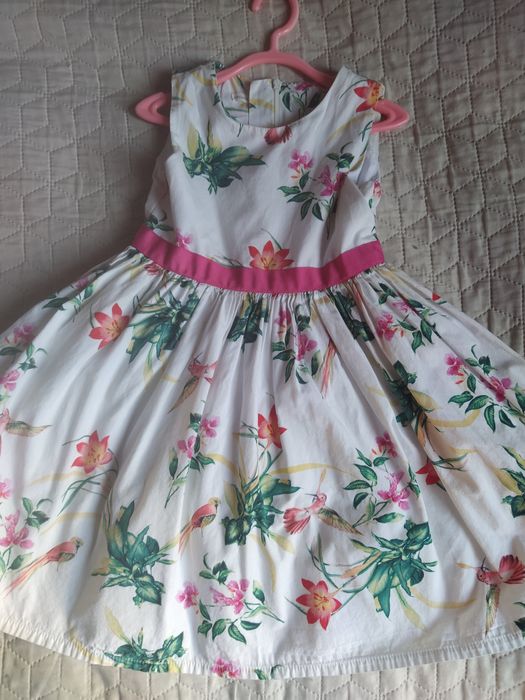 Плаття на дівчинку