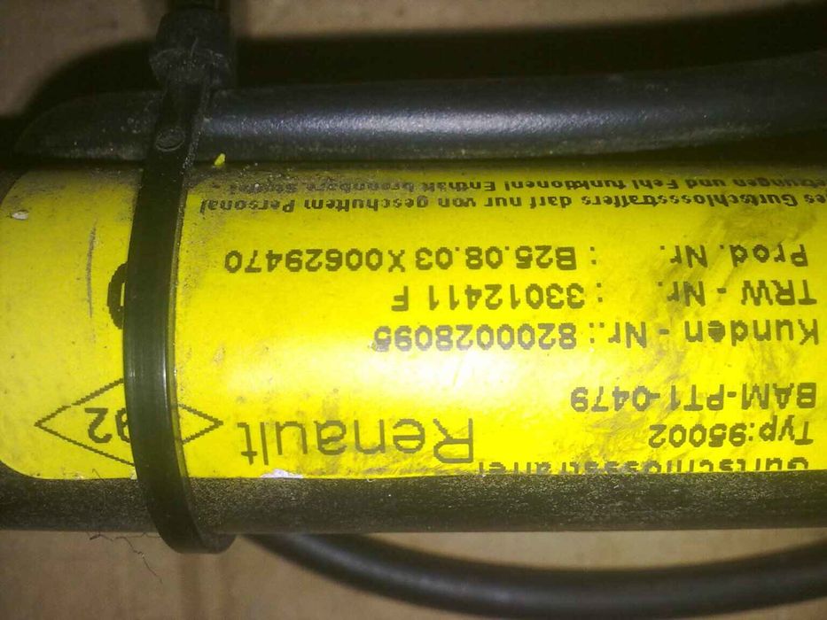 Pré-tensor cinto frente direito RENAULT Kangoo (KC0/1_)