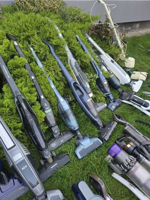 Опт Лот Акумуляторні Вертикальні пилососи з Німеччини