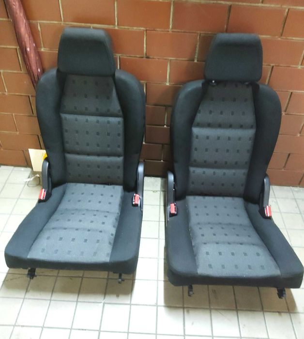 Bancos 3ª Fila 307/308 7 lug + Rede Separadora