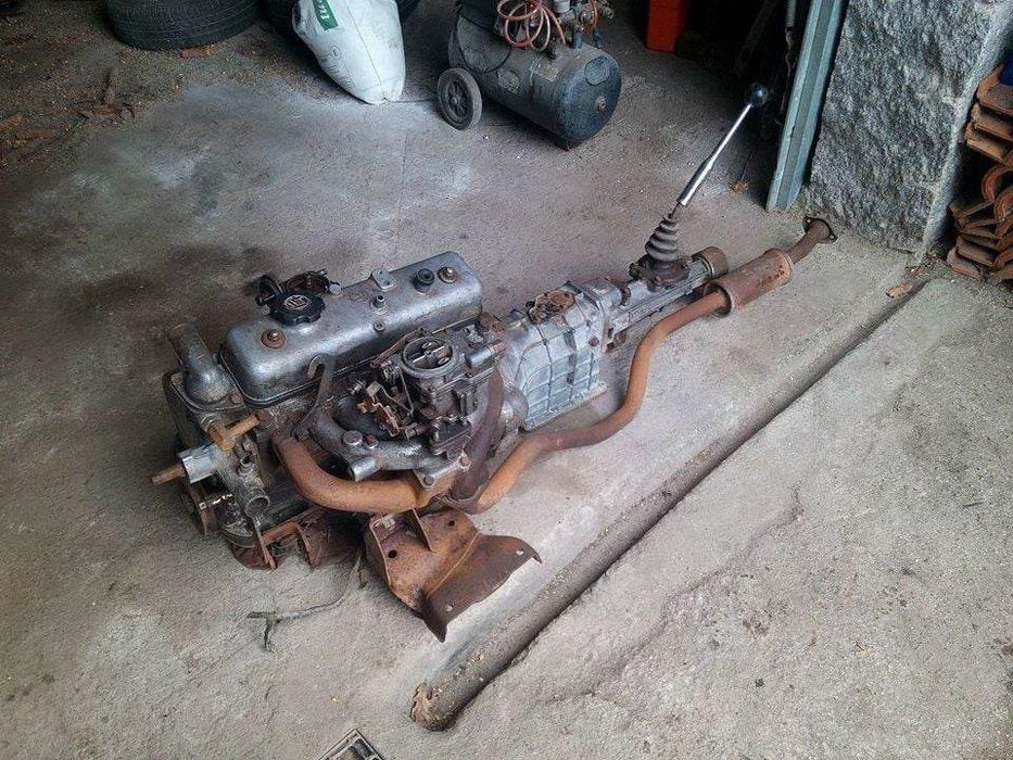 2 Motores 1.2 Toyota Corolla  1974