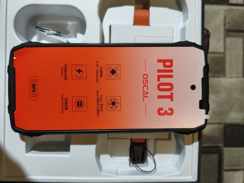 Защищенный смартфон Оскал пилот 3