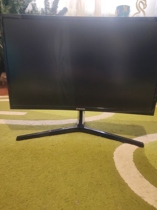 Монитор lc24rg50fqixci Самсунг