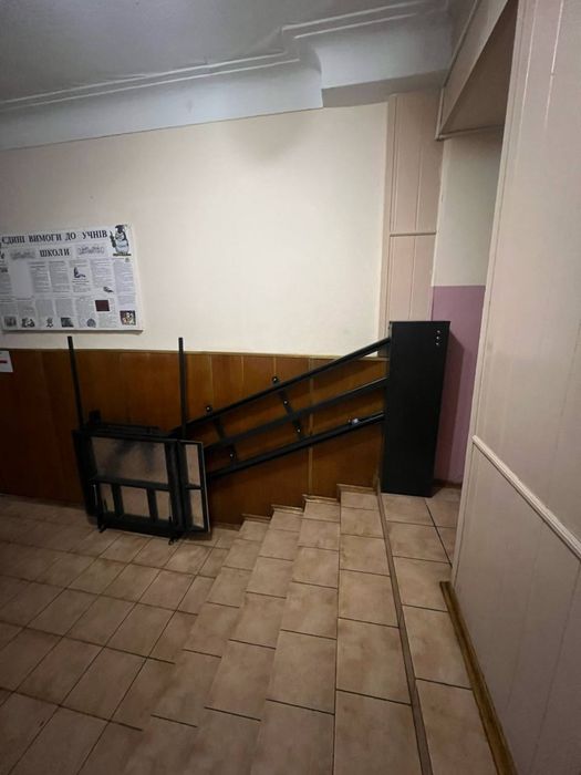 Похилий підйомник для маломобільних груп населення