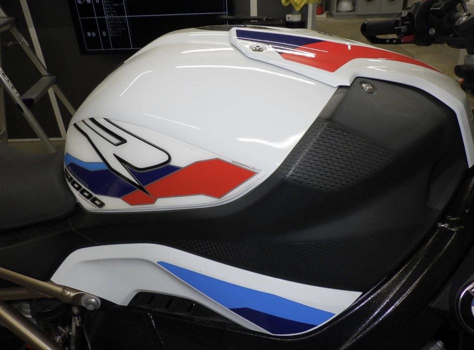 BMW S1000R 2023 рік