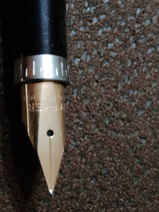 Caneta Parker 75 em aço com aparo ouro 14kts