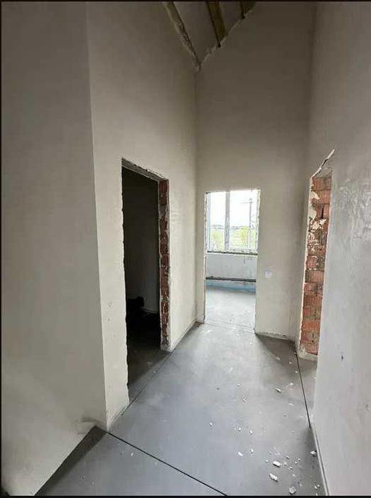 Продаж дуплексу с.Білогородка ,127 кв.м.,5 сот.землі,місце під 2 авто!