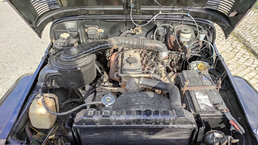 Toyota BJ 40 6L com ou sem cobertura