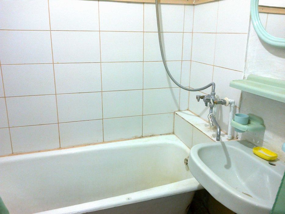 Здаю 1-кім.Квартира 2єтаж МЕБЛІ.Техніка Гар.Вода. Поруч Сільпо АТБ