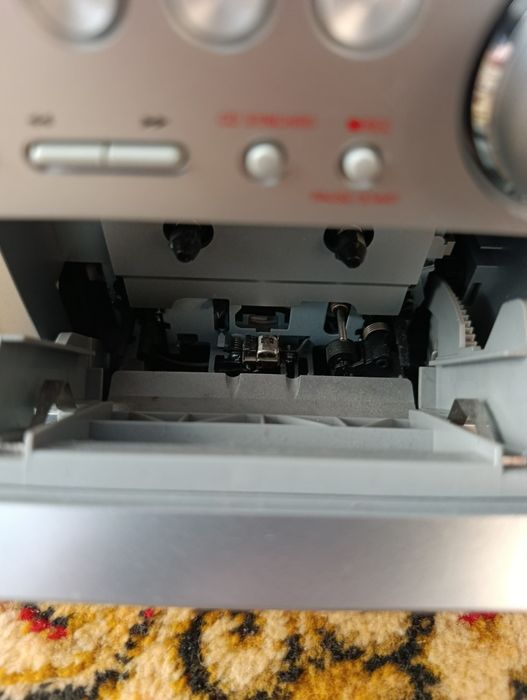 Музичний центр Aiwa XR-EM333