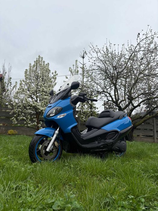 Sprzedam - PIAGGIO X9