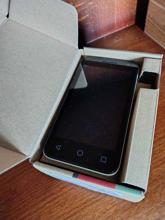 Vodafone Smart mini 7 com carregador