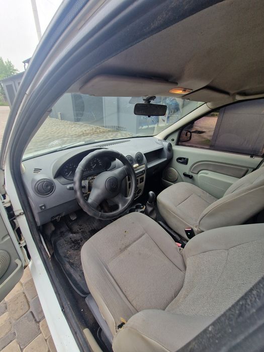 Renault Logan 1.6 газ/бензин