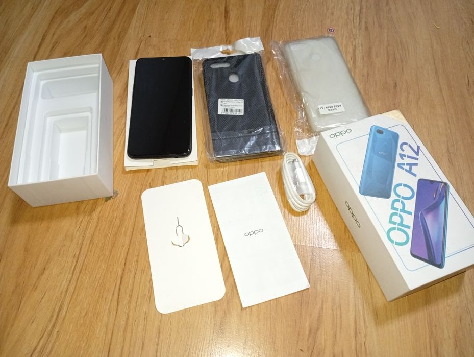 Smartfon OPPO A12 4/64 GB gratis