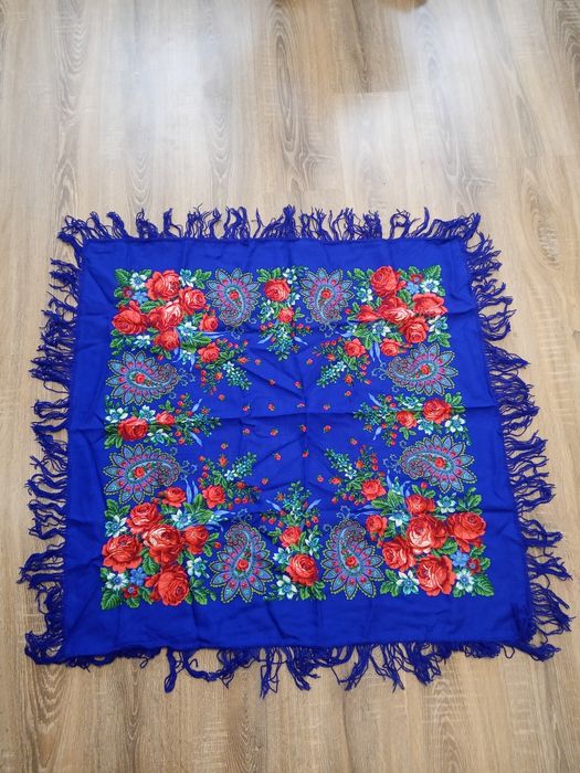 Продам платок - косынку