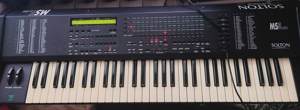Keyboard Solton MS5 multi synthesis