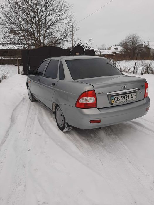 Автомобиль ваз 2170