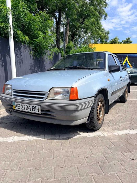 Daewoo Racer 1,5 Газ/бензин  Opel