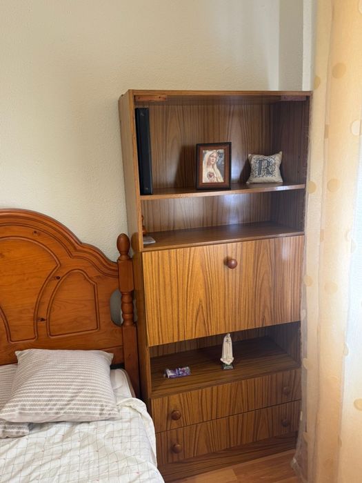 Quarto de solteiro completo