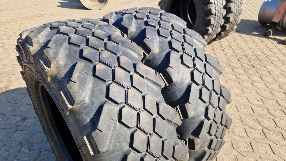 12.5-20, 12.5r20 335/80r20 8.25-20, 9.00r20 Galaxy 50%