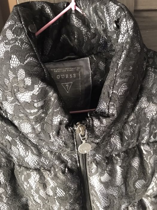 Kurtka puchowa GUESS