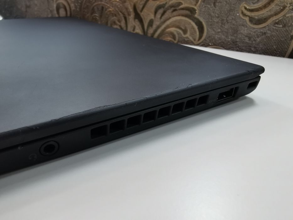 Ноутбук Lenovo Thinkpad X1 Carbon 5th gen i7-7600/16gb/1Tb/FHD IPS