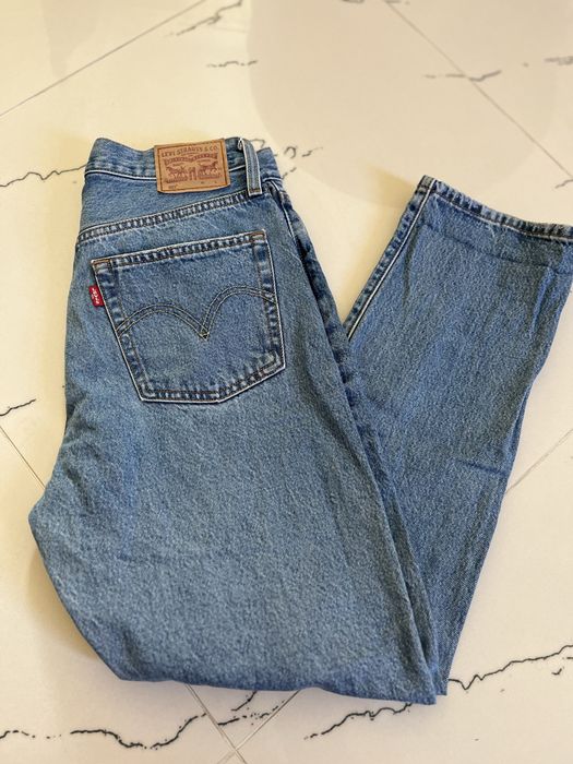 Джинси жіночі Levis
