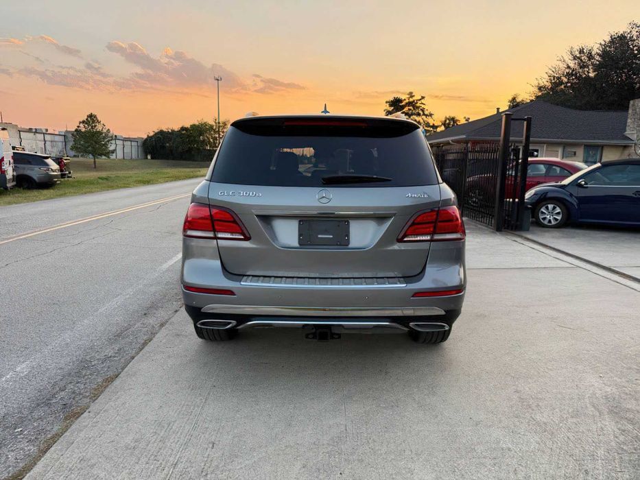 Mercedes-Benz GLE GLE 300d 4MATIC      2016