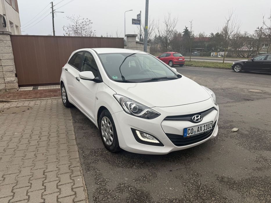 Hyundai I30 1,4 99 KM Benzyna 6 Biegów 2X Klucze Z Niemiec Nowy Rozrząd Faktura !