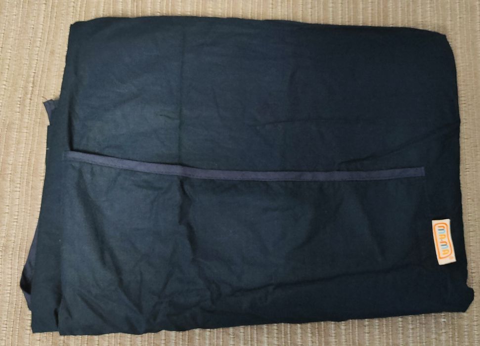 Porta Bebés azul escuro  da Ma-Ma®