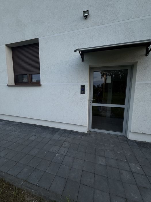 Noclegi Dom do wynajecia PARKING  CIĘŻAROWY